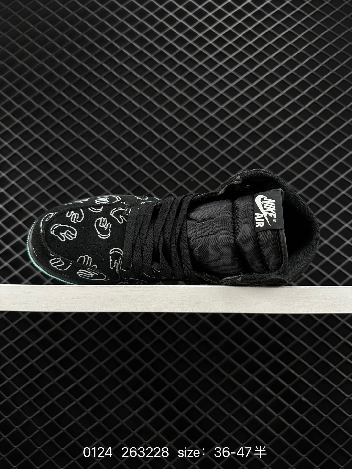 Nike Air Jordan 1 Retro High OG”Black/White“